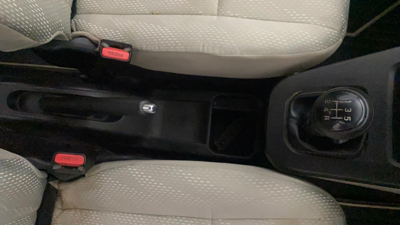 2019 Maruti New Wagon-R ZXI 1.2, Petrol, Manual, 64,512 km, Gear Lever