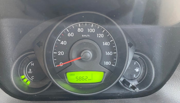 2014 Hyundai Eon ERA +, Petrol, Manual, 5,840 km, Odometer Image