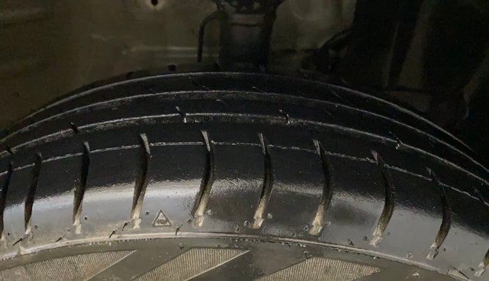 2019 Maruti New Wagon-R LXI 1.0, Petrol, Manual, 17,124 km, Right Front Tyre Tread