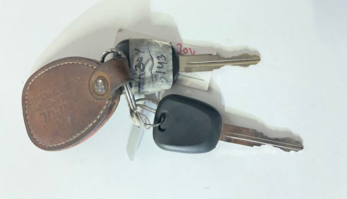 2021 Maruti S PRESSO LXI (O), Petrol, Manual, 17,411 km, Key Close Up