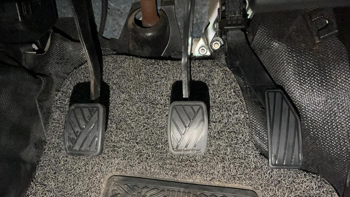 2021 Maruti S PRESSO LXI (O), Petrol, Manual, 17,454 km, Pedals