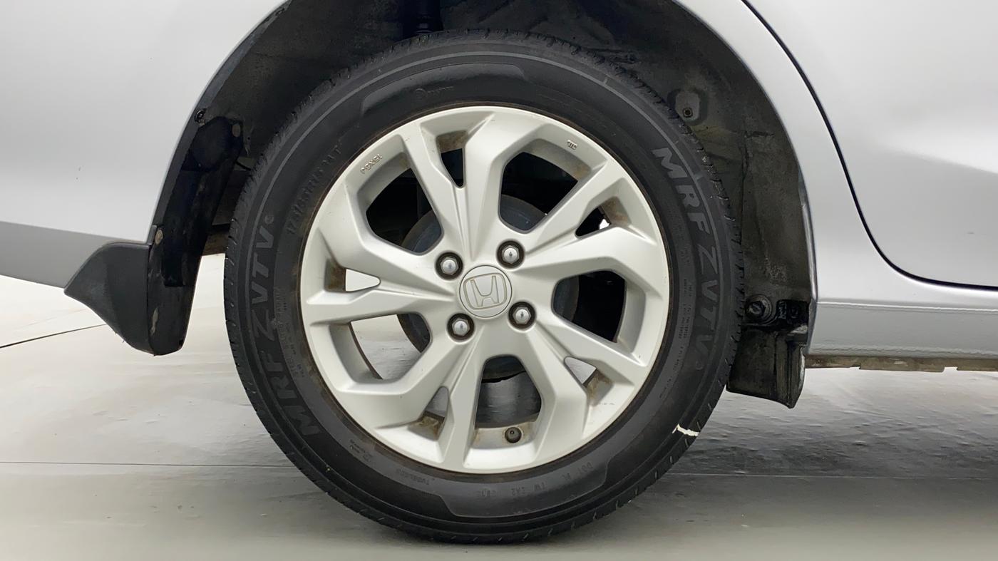 2018 Honda Amaze 1.2 V CVT I VTEC, Petrol, Automatic, 35,394 km, Right Rear Wheel