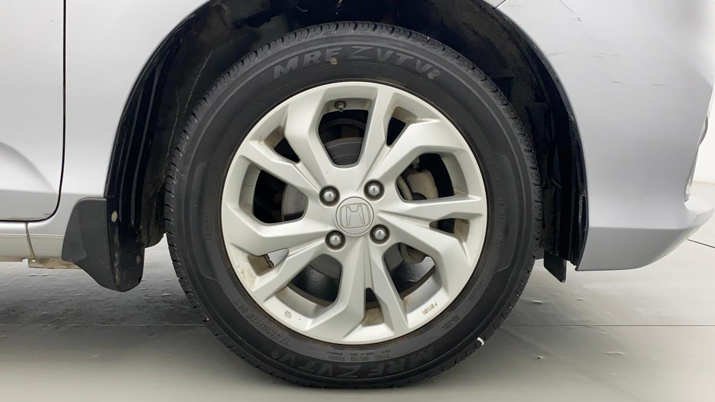 2018 Honda Amaze 1.2 V CVT I VTEC, Petrol, Automatic, 35,394 km, Right Front Wheel