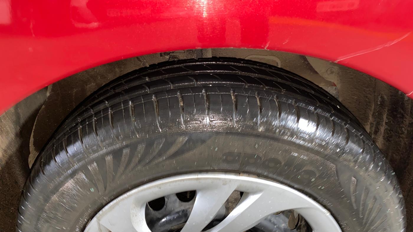 2022 Hyundai AURA S 1.2, Petrol, Manual, 5,976 km, Right Front Tyre Tread