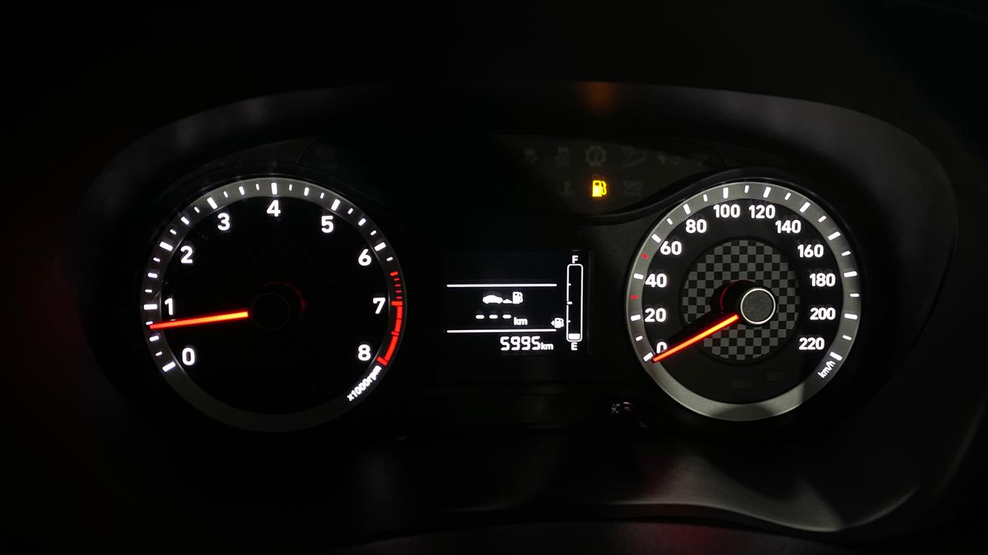 2022 Hyundai AURA S 1.2, Petrol, Manual, 5,976 km, Odometer Image