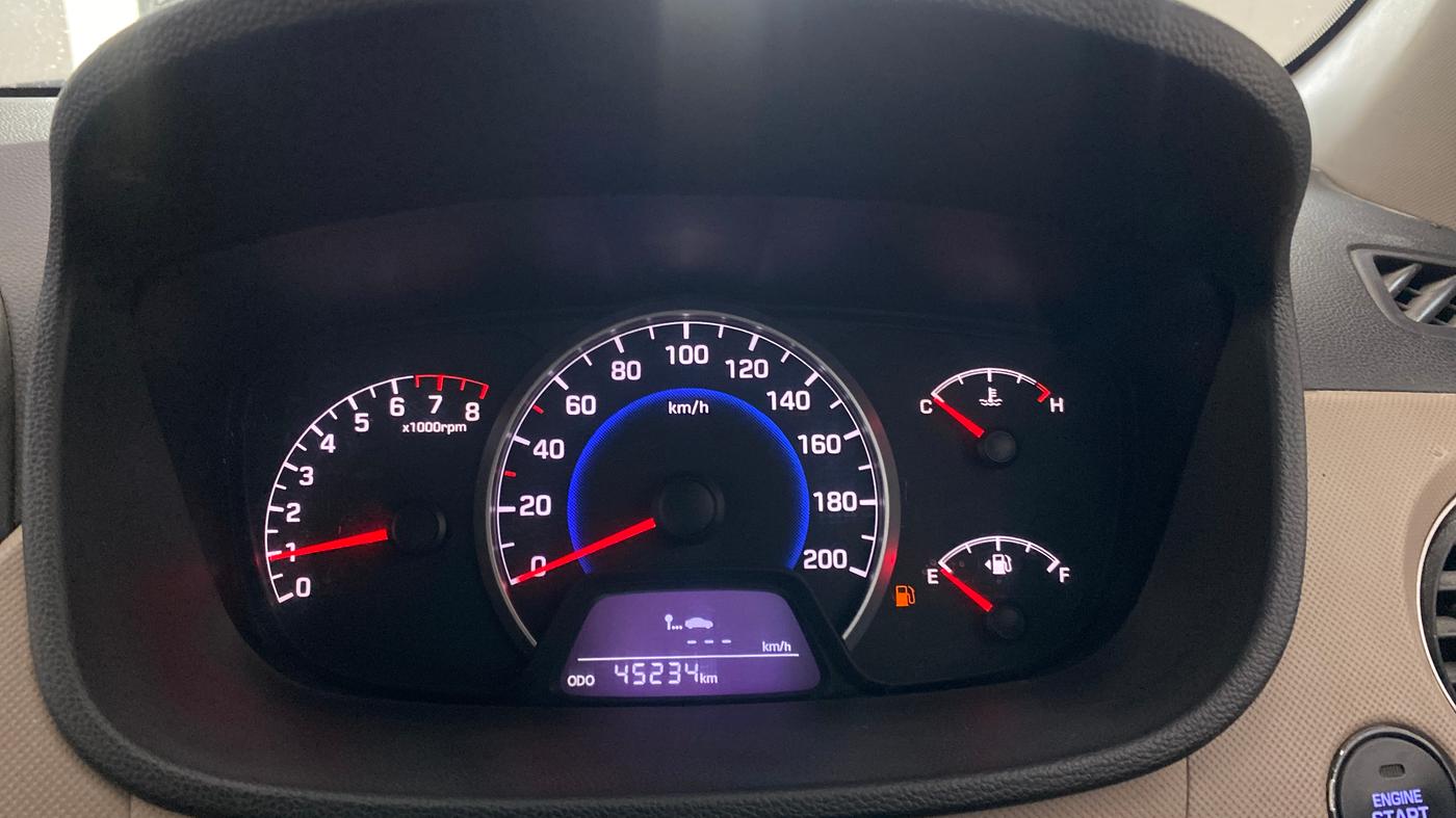 2013 Hyundai Grand i10 SPORTZ 1.2 KAPPA VTVT, Petrol, Manual, 45,242 km, Odometer Image