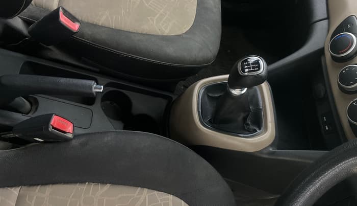 2013 Hyundai Grand i10 SPORTZ 1.2 KAPPA VTVT, Petrol, Manual, 45,242 km, Gear Lever