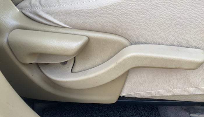 2017 Honda Amaze 1.2L I-VTEC S, Petrol, Manual, 57,176 km, Driver Side Adjustment Panel