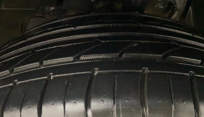 2019 Tata NEXON XZA PLUS PETROL, Petrol, Automatic, 57,075 km, Left Front Tyre Tread