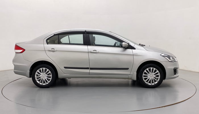 2016 Maruti Ciaz VXI PLUS, Petrol, Manual, 52,743 km, Right Side View