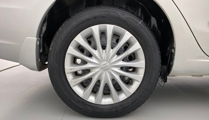 2016 Maruti Ciaz VXI PLUS, Petrol, Manual, 52,743 km, Right Rear Wheel