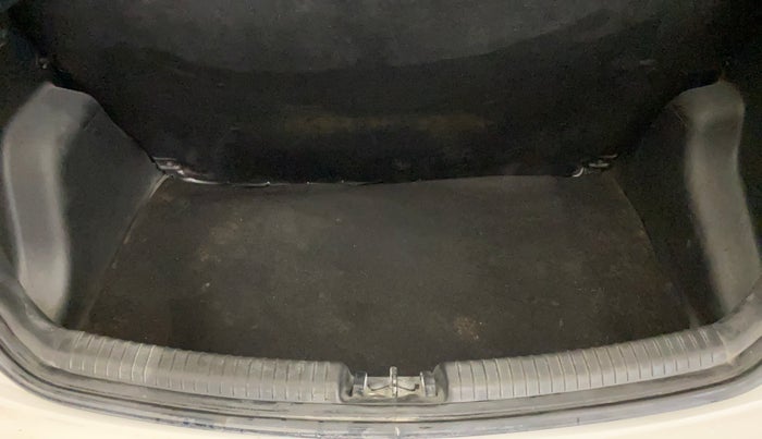 2018 Hyundai Grand i10 SPORTZ 1.2 KAPPA VTVT, Petrol, Manual, 75,480 km, Boot Inside