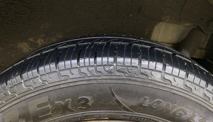 2016 Maruti Wagon R 1.0 LXI CNG, CNG, Manual, 77,948 km, Left Rear Tyre Tread