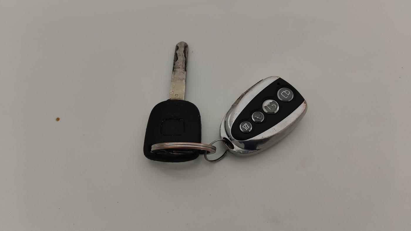 2019 Honda Amaze 1.2L I-VTEC E, Petrol, Manual, 1,32,025 km, Key Close Up