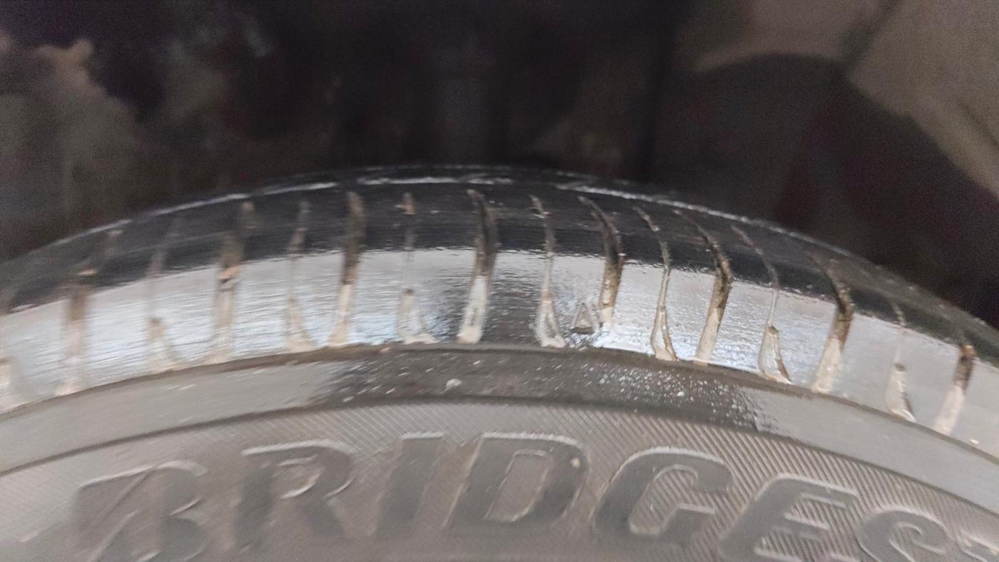 2019 Honda Amaze 1.2L I-VTEC E, Petrol, Manual, 1,32,025 km, Right Front Tyre Tread