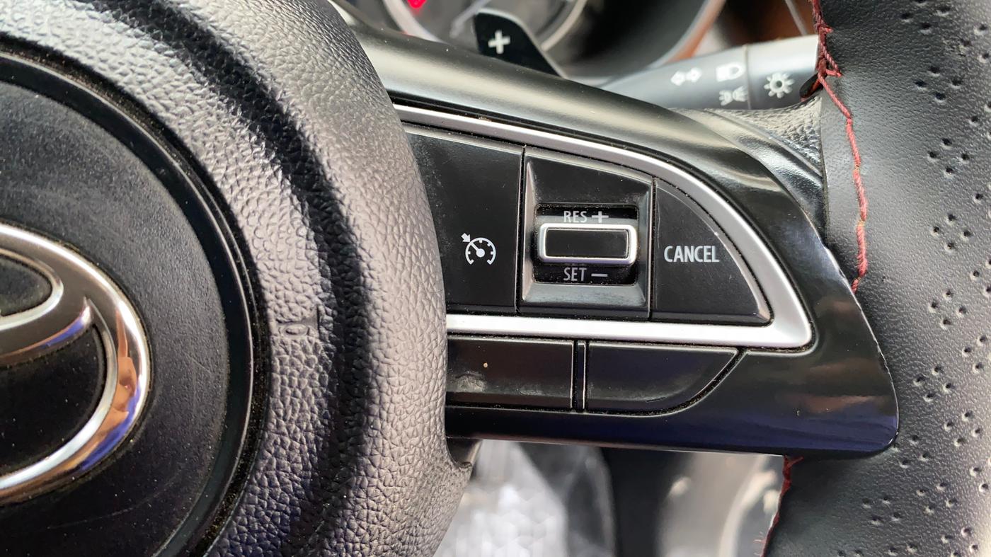2025 Toyota URBAN CRUISER HYRYDER E NEO DRIVE, Petrol, Manual, 35,701 km, Adaptive Cruise Control