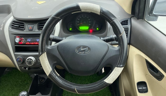 2018 Hyundai Eon ERA +, Petrol, Manual, 86,770 km, Steering Wheel Close Up