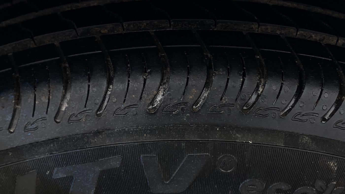 2020 Maruti S PRESSO VXI+, Petrol, Manual, 76,014 km, Right Rear Tyre Tread