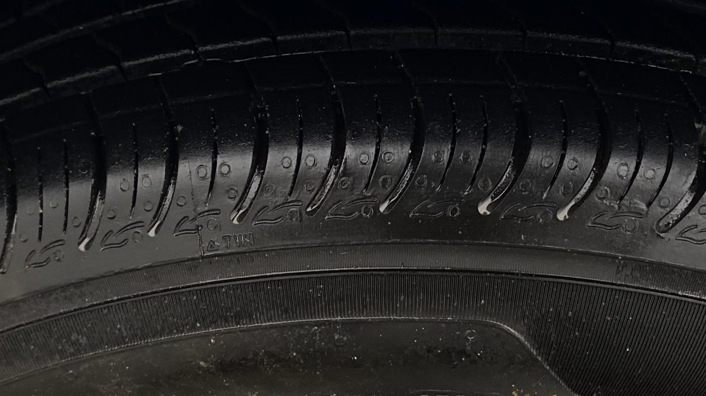 2020 Maruti S PRESSO VXI+, Petrol, Manual, 76,014 km, Left Front Tyre Tread