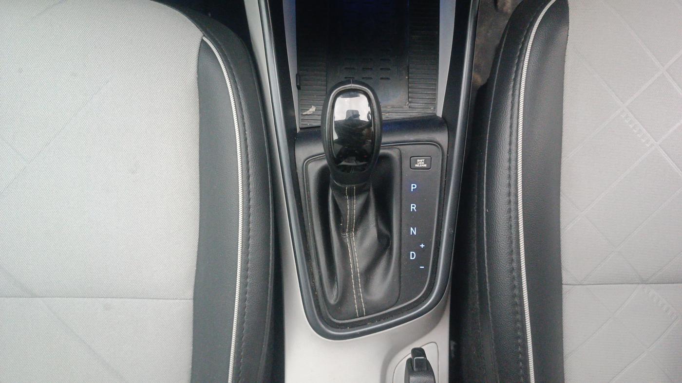 2024 Hyundai NEW I20 ASTA (O) 1.2 IVT, Petrol, Automatic, 20,609 km, Gear Lever