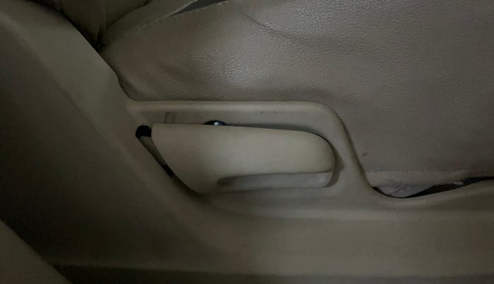 2016 Maruti Swift Dzire VDI, Diesel, Manual, 65,167 km, Driver Side Adjustment Panel