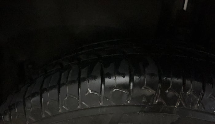2016 Maruti Swift Dzire VDI, Diesel, Manual, 65,167 km, Left Rear Tyre Tread