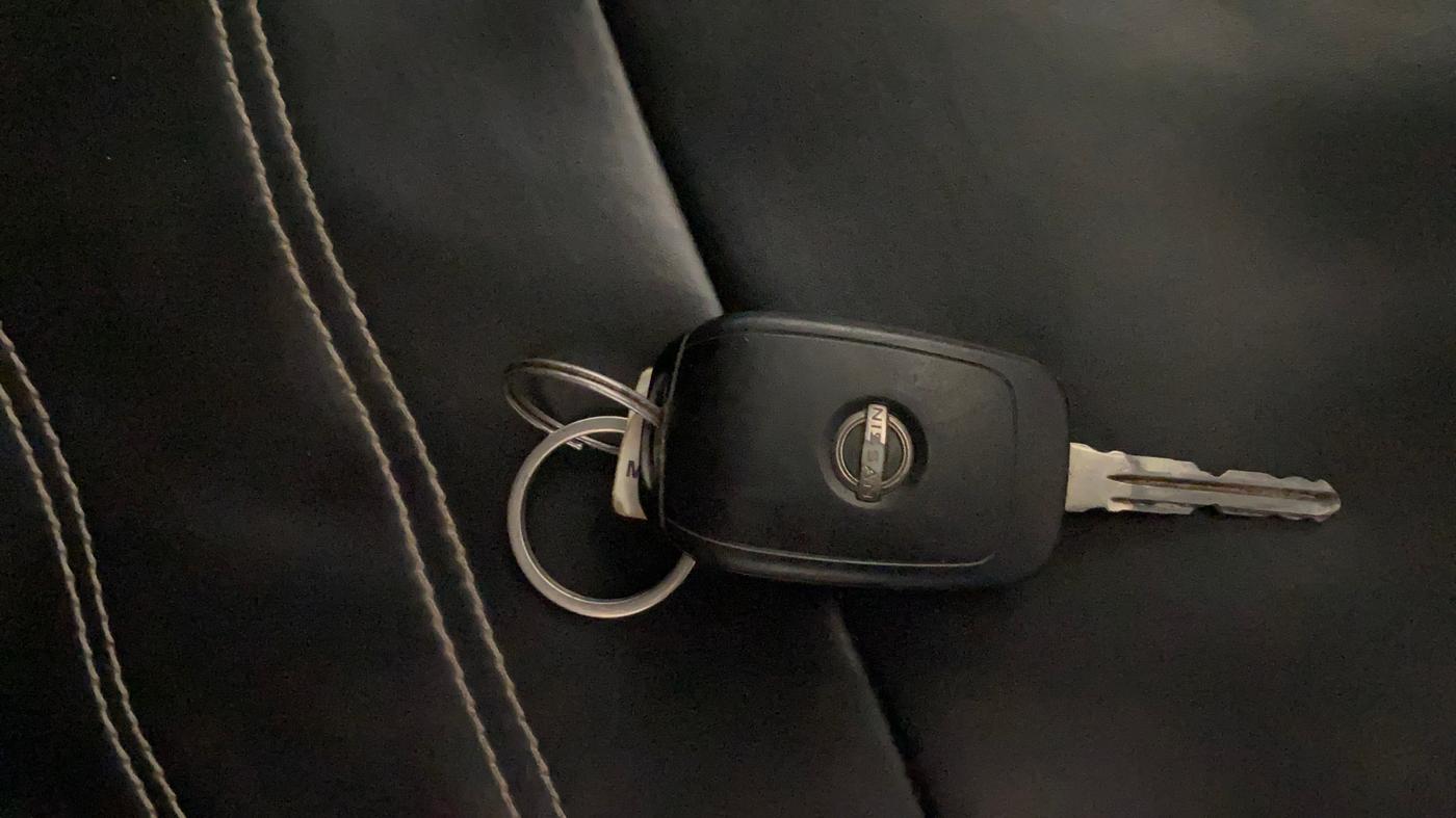2022 Nissan MAGNITE XL, Petrol, Manual, 49,557 km, Key Close Up
