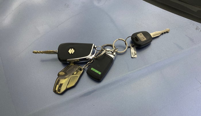 2015 Maruti Wagon R 1.0 LXI CNG, CNG, Manual, 73,404 km, Key Close Up