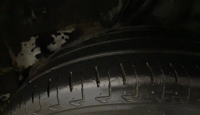 2019 Honda Amaze 1.2L I-VTEC E, Petrol, Manual, 50,499 km, Left Rear Tyre Tread