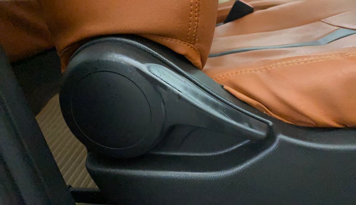 2019 Honda Amaze 1.2L I-VTEC E, Petrol, Manual, 50,499 km, Driver Side Adjustment Panel