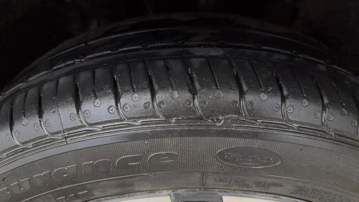 2019 Tata Tiago XZ PLUS PETROL, Petrol, Manual, 39,224 km, Left Front Tyre Tread