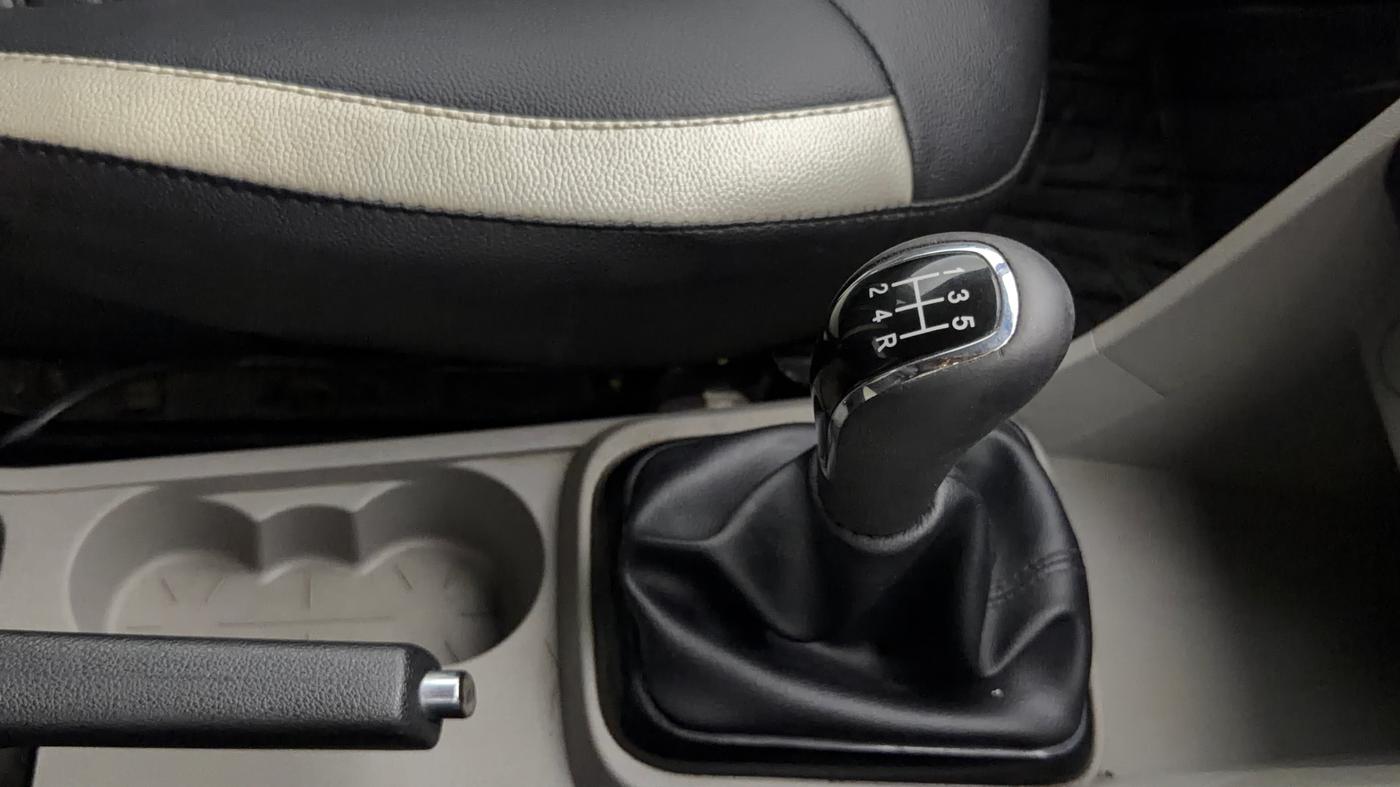 2019 Tata Tiago XZ PLUS PETROL, Petrol, Manual, 39,224 km, Gear Lever