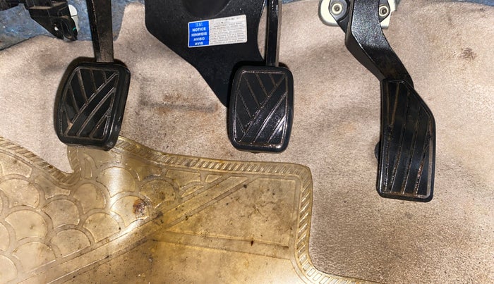 2016 Maruti Swift Dzire ZXI, Petrol, Manual, 59,172 km, Pedals