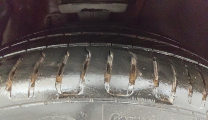 2022 MG ASTOR SHARP 1.5 CVT, Petrol, Automatic, 22,229 km, Right Front Tyre Tread