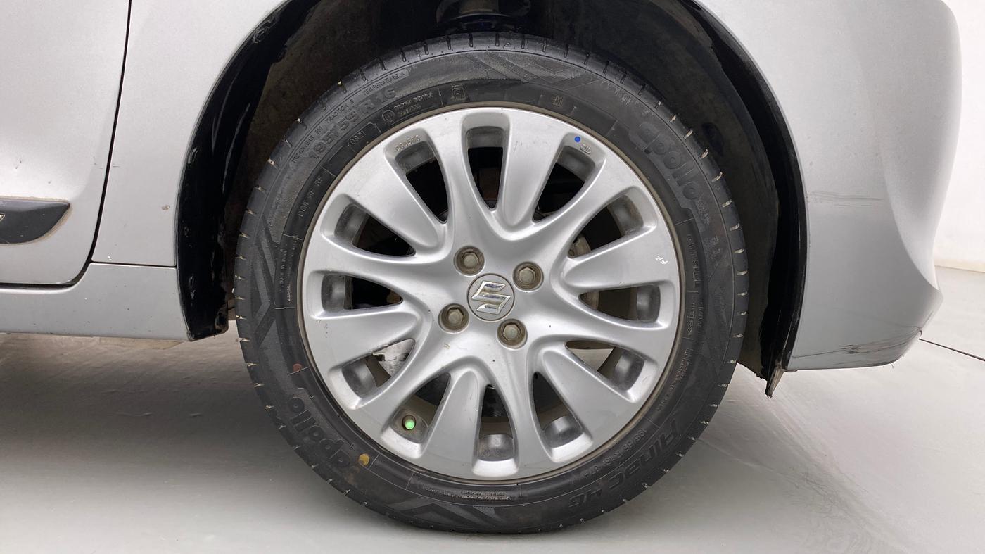 2018 Maruti Baleno ZETA PETROL 1.2, Petrol, Manual, 67,942 km, Right Front Wheel