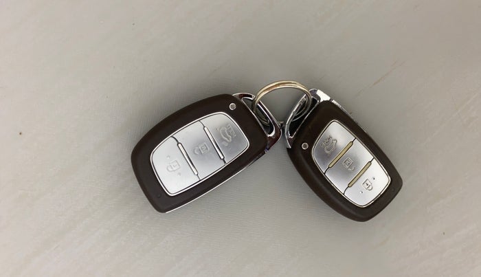 2016 Hyundai i20 Active 1.2 SX, Petrol, Manual, 54,518 km, Key Close Up