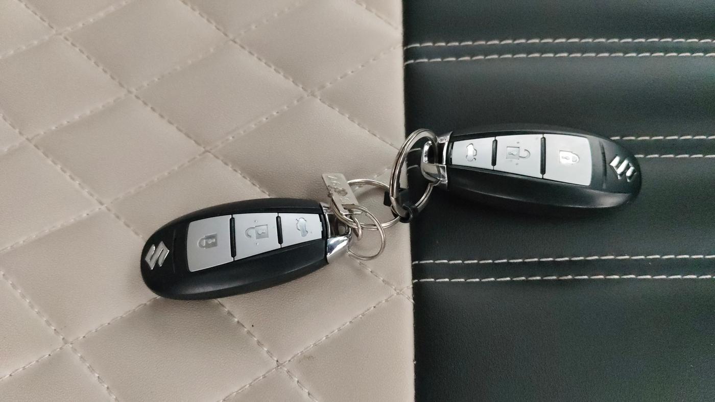 2024 Maruti Ciaz ALPHA 1.5 SHVS PETROL, Petrol, Manual, 23,956 km, Key Close Up