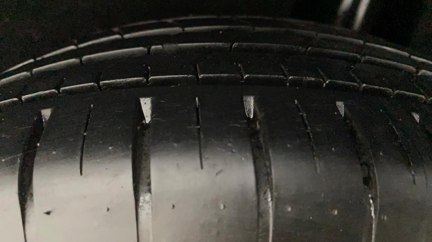 2019 Maruti Baleno ZETA PETROL 1.2, Petrol, Manual, 14,732 km, Left Rear Tyre Tread