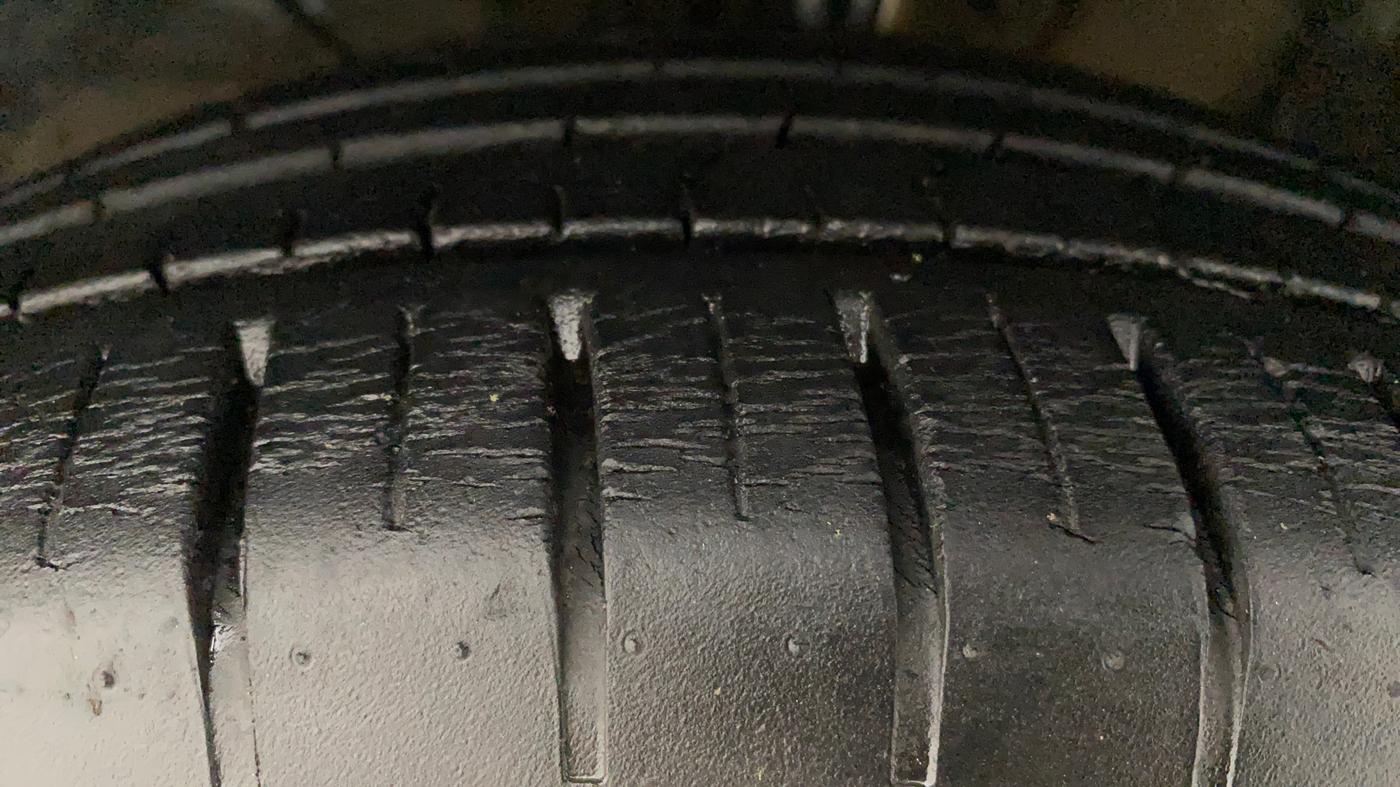 2019 Maruti Baleno ZETA PETROL 1.2, Petrol, Manual, 14,732 km, Left Front Tyre Tread