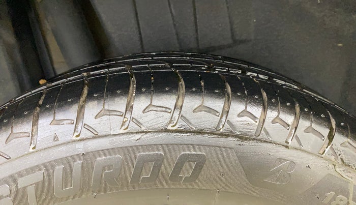 2020 Maruti Dzire ZXI Plus AMT, Petrol, Automatic, 69,320 km, Right Rear Tyre Tread