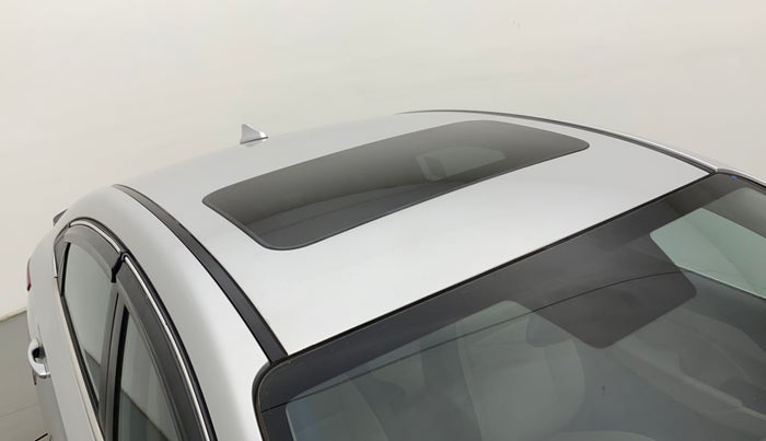 2018 Hyundai Verna 1.6 VTVT SX (O) AT, Petrol, Automatic, 66,078 km, Roof