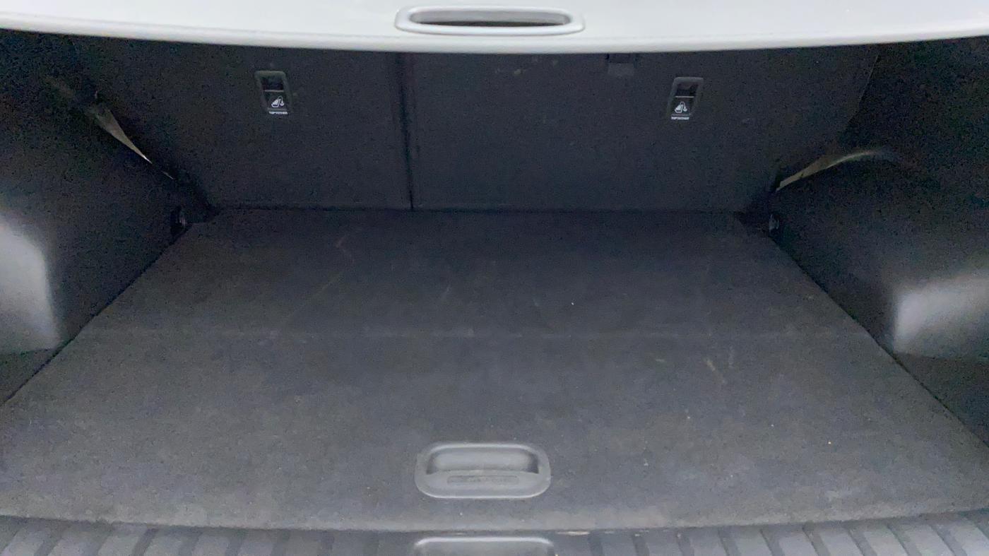 2018 Hyundai Tucson 2WD AT GL DIESEL, Diesel, Automatic, 11,865 km, Boot Inside