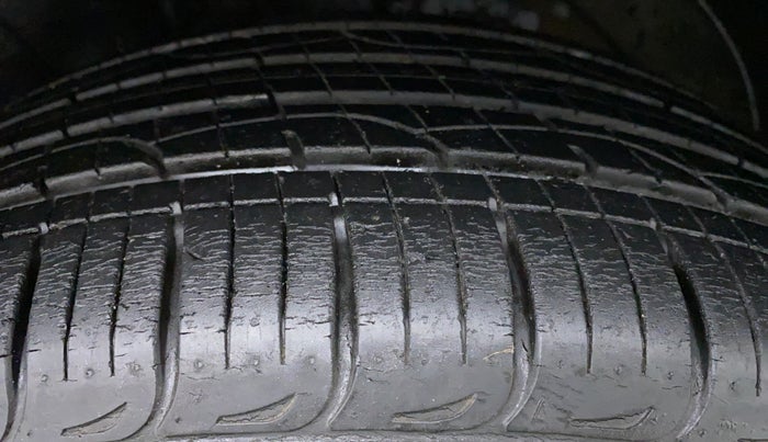 2018 Hyundai Tucson 2WD AT GL DIESEL, Diesel, Automatic, 11,865 km, Left Rear Tyre Tread