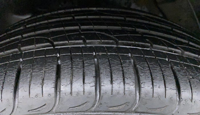 2018 Hyundai Tucson 2WD AT GL DIESEL, Diesel, Automatic, 11,865 km, Right Front Tyre Tread