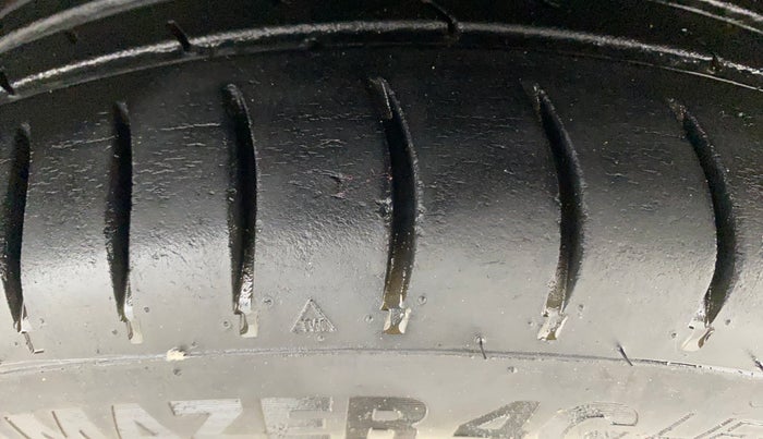 2016 Tata Tiago XZ PETROL, Petrol, Manual, 39,591 km, Right Front Tyre Tread