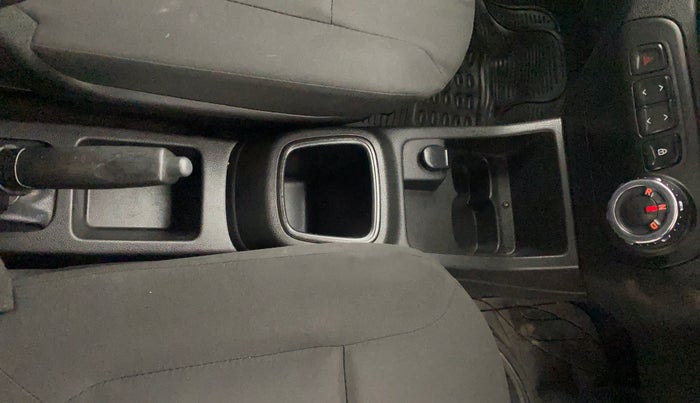 2017 Renault Kwid RXT 1.0 AMT, Petrol, Automatic, 25,081 km, Gear Lever