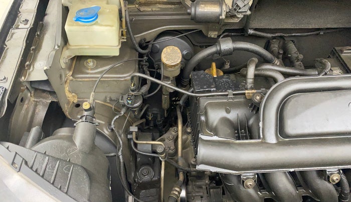 2017 Renault Kwid RXT 1.0 AMT, Petrol, Automatic, 25,081 km, Engine View - Right