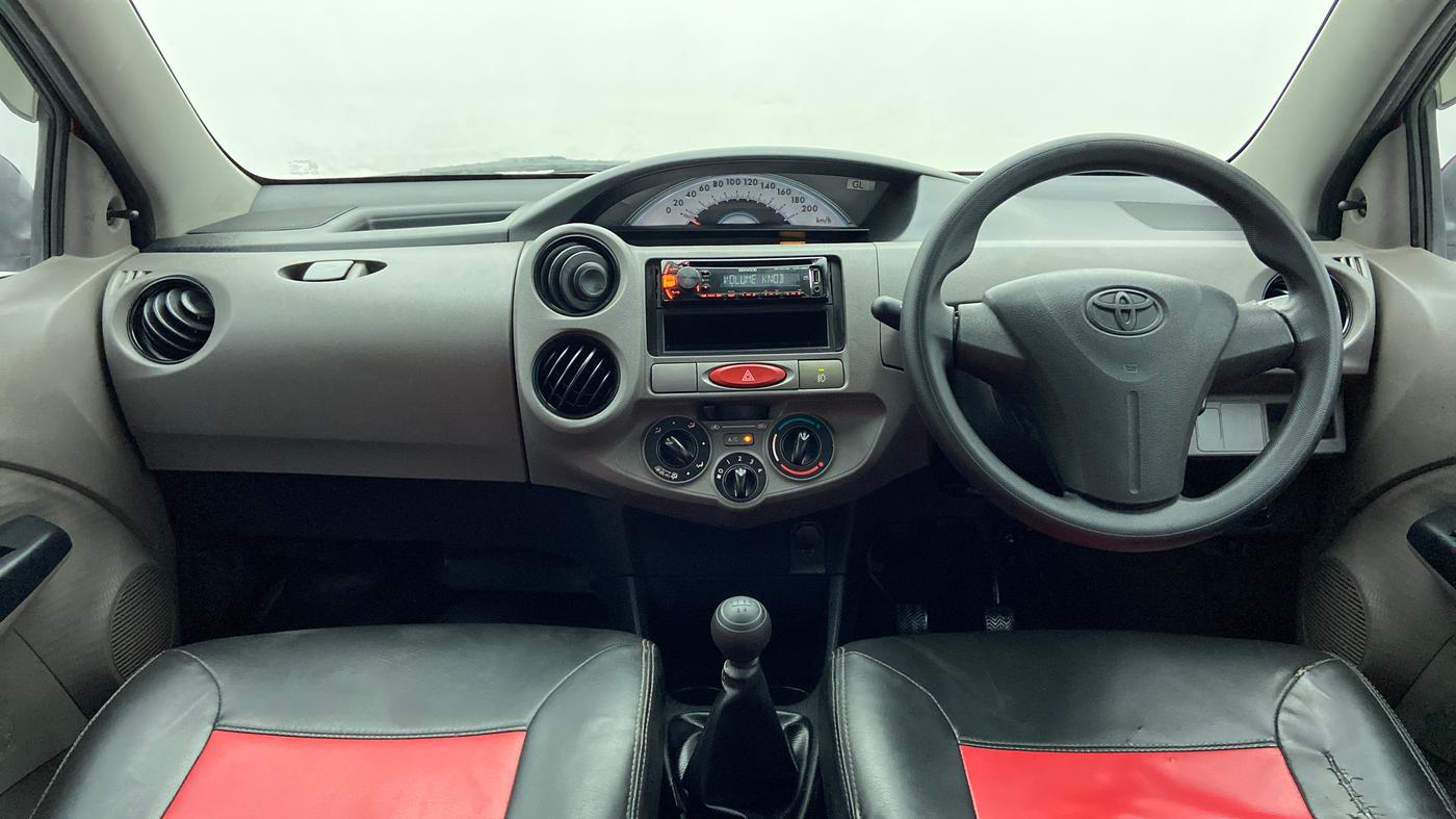 2011 Toyota Etios Liva G, Petrol, Manual, 64,686 km, Dashboard