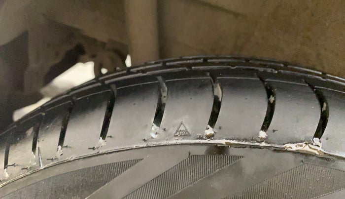 2013 Maruti Wagon R 1.0 LXI, Petrol, Manual, 53,943 km, Right Rear Tyre Tread