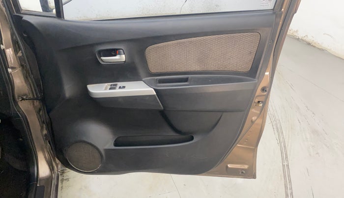 2013 Maruti Wagon R 1.0 LXI, Petrol, Manual, 53,943 km, Driver Side Door Panels Control